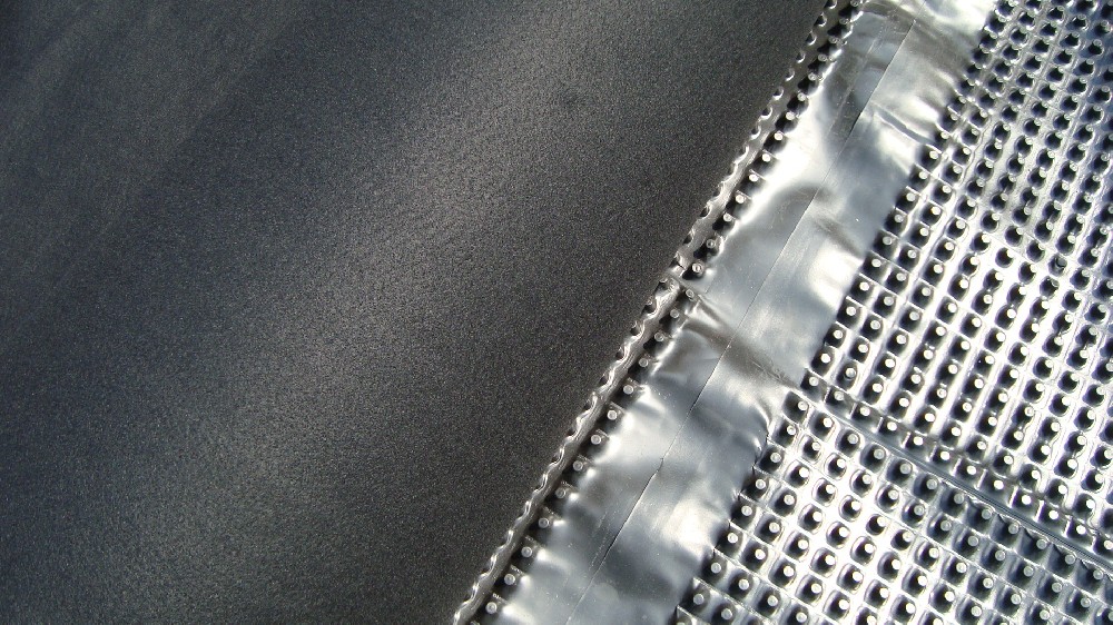 河南2公分車(chē)庫(kù)頂板工程鋪設(shè)